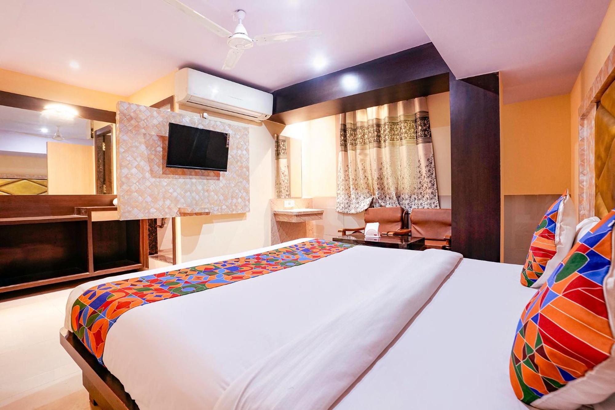 Fabhotel Everest Vashi 外观 照片