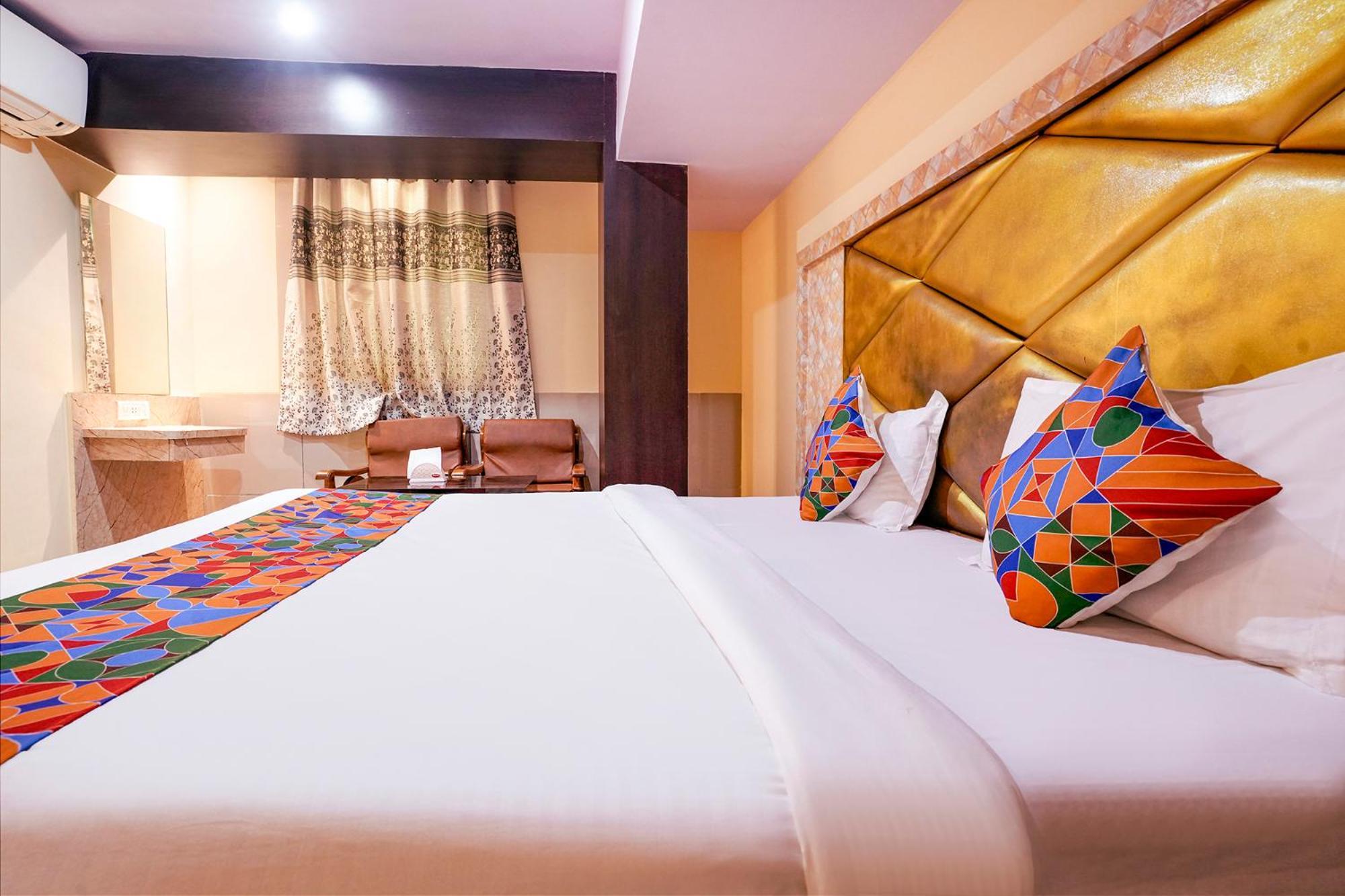 Fabhotel Everest Vashi 外观 照片