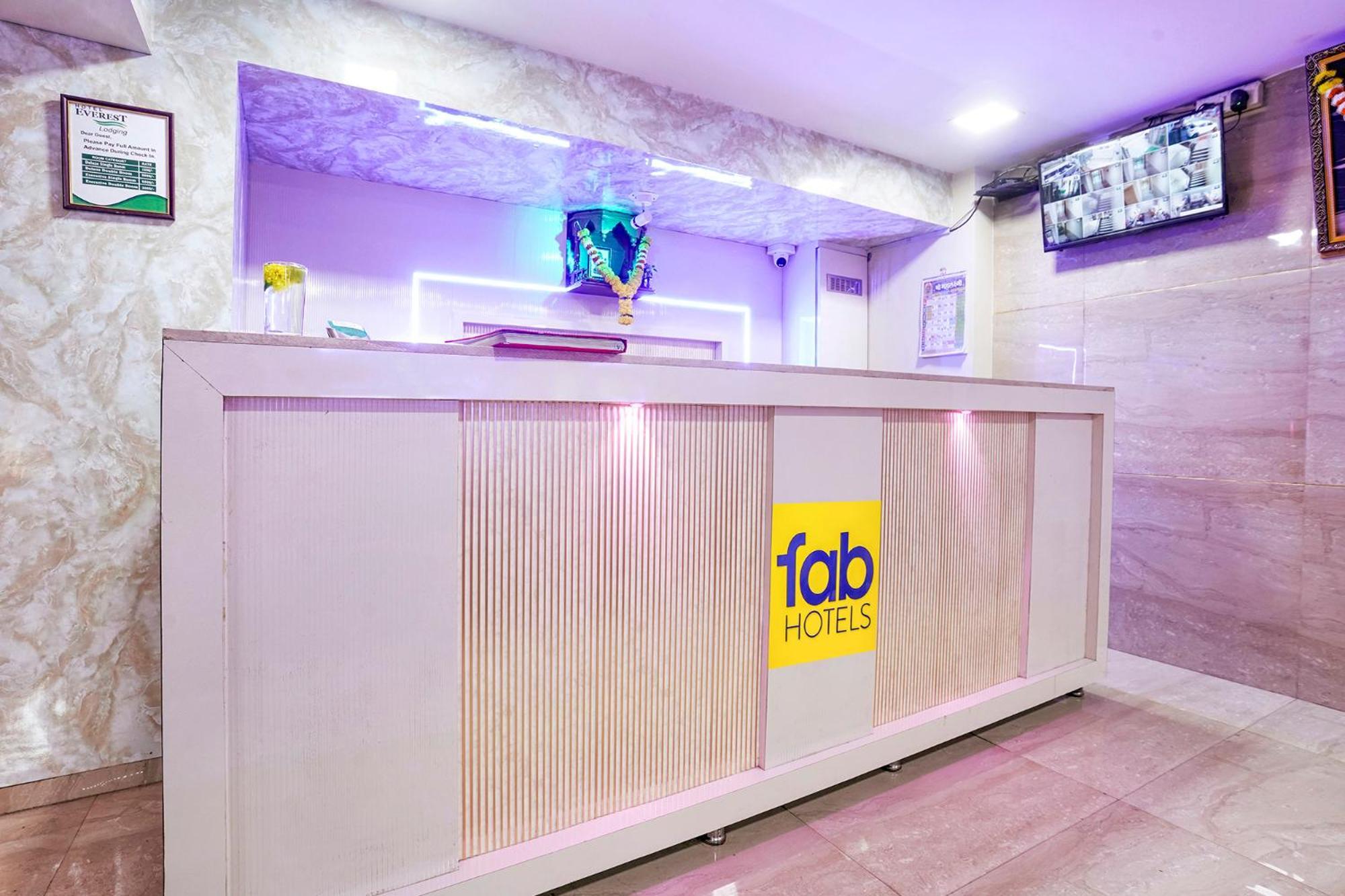 Fabhotel Everest Vashi 外观 照片