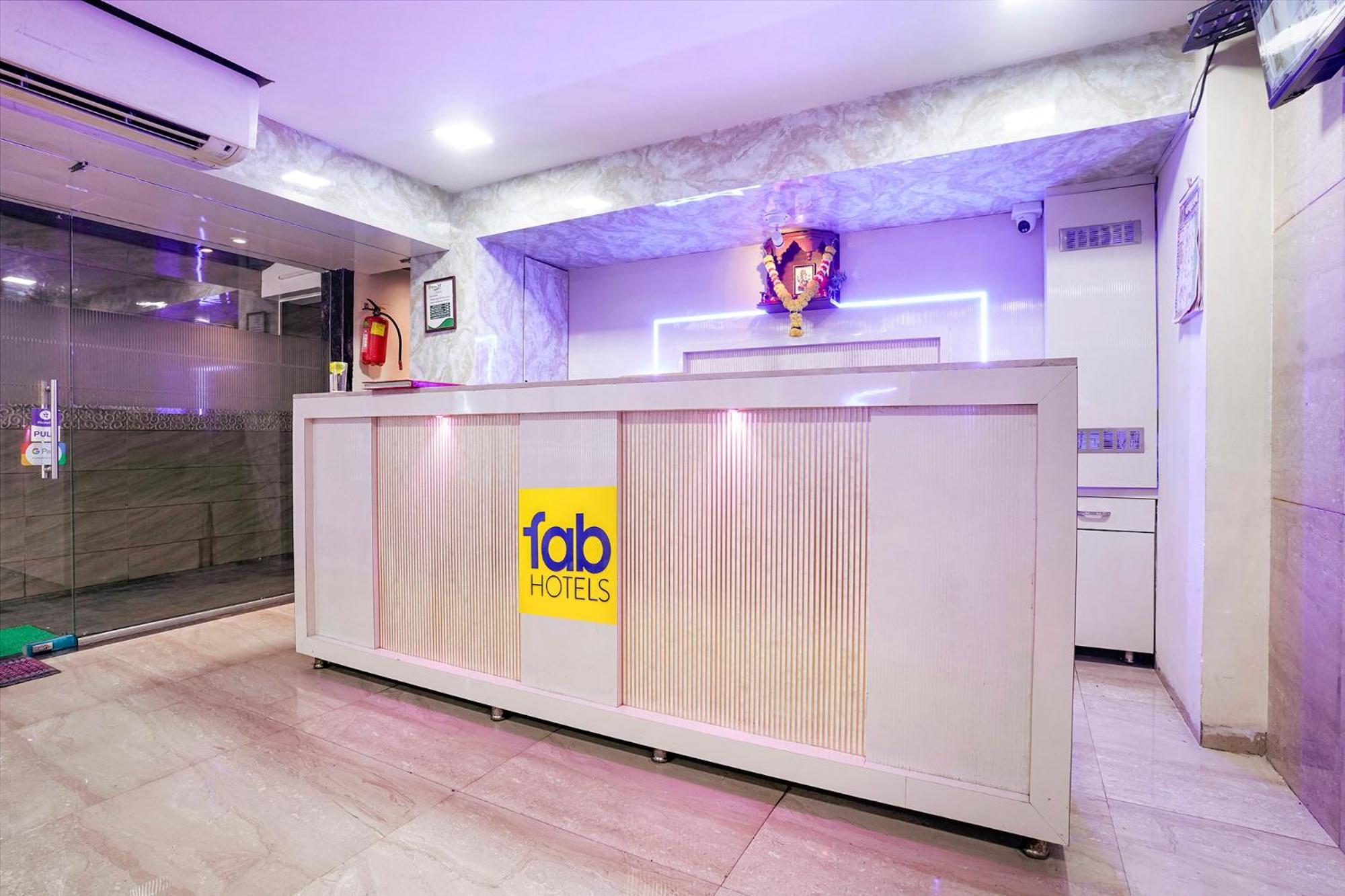Fabhotel Everest Vashi 外观 照片