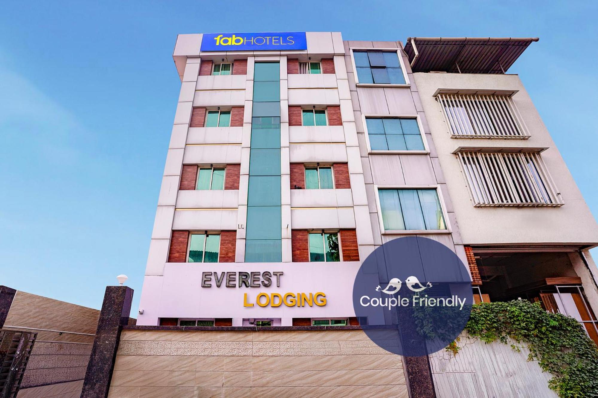 Fabhotel Everest Vashi 外观 照片